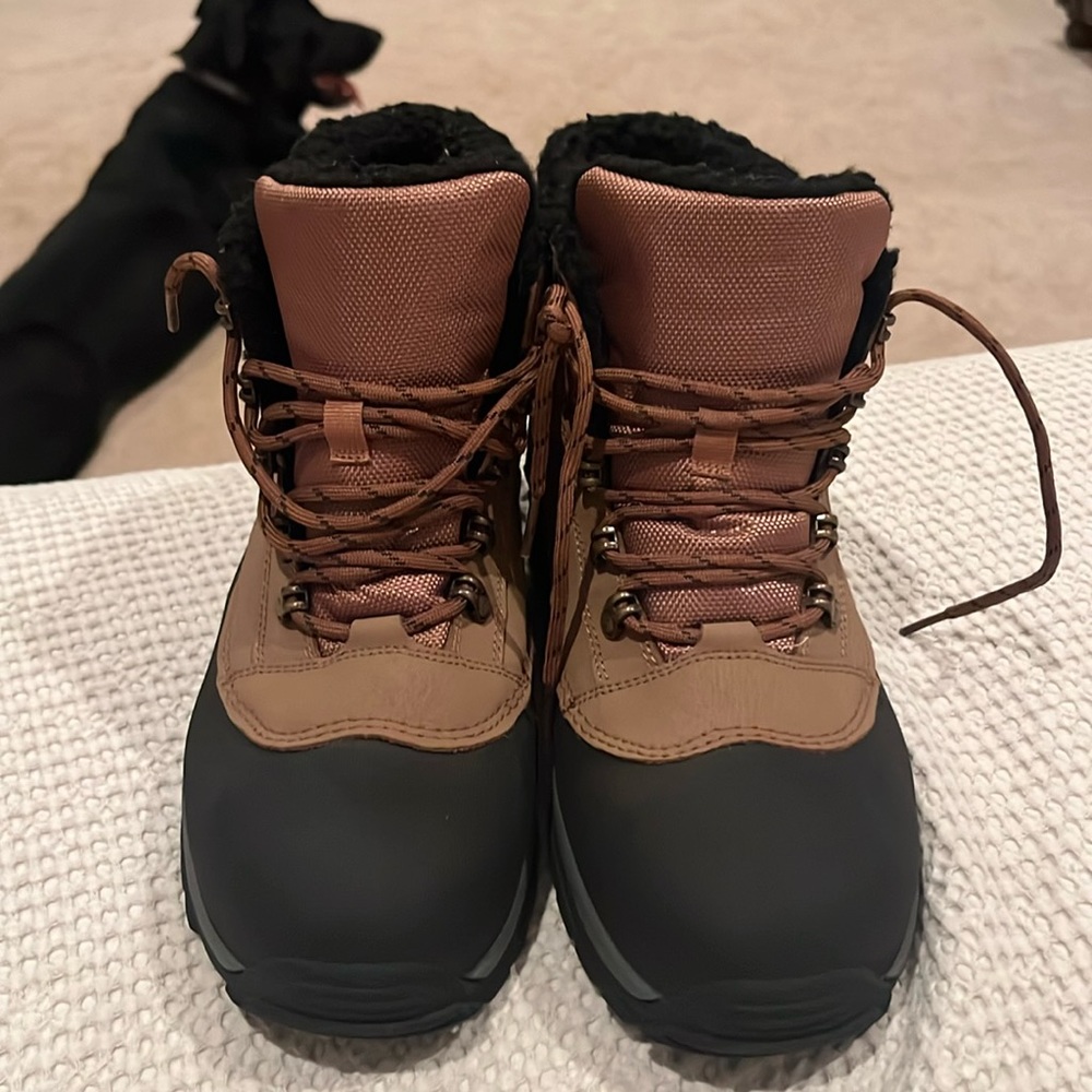 Thermolite Eco Mode Mens boots size 9 waterproof All In Motion, faux fur lining